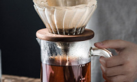 碧然德濾水壺好不好？看、聽、聞、品，咖啡四步讓你認識一杯好水的奧秘