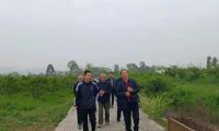 落實兩會精神 助力鄉(xiāng)村振興&mdash;&mdash;龍泉驛區(qū)老科協到科技助農示范點調研
