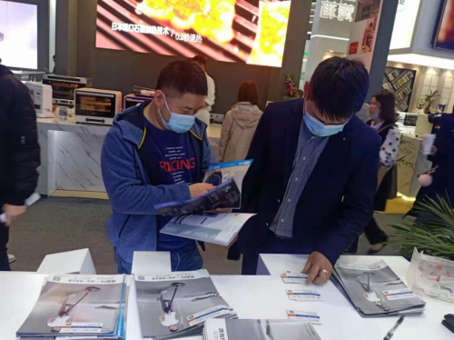 未來吸塵器什么樣？2021AWE有答案了！