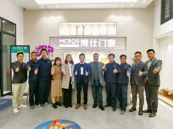 第8站：江蘇昆山專賣店（車總） (1).jpg