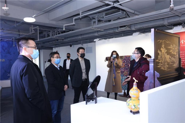 北京泓晟國際中心盛啟丨藝展燕京八絕藏品，共襄東城文化盛會