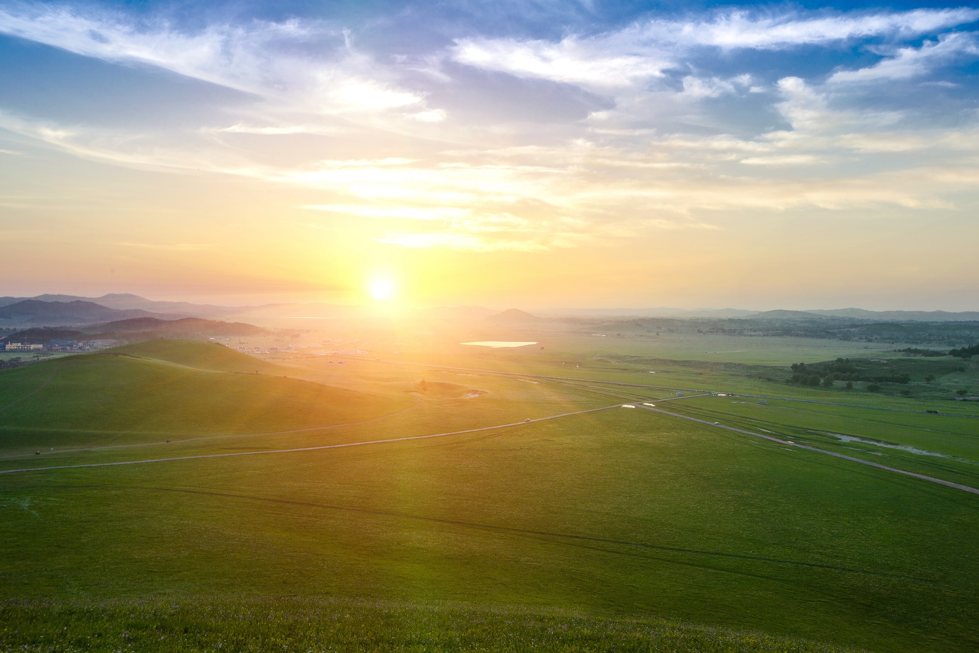 世界地球日，璀璨將至，美的極光套系攜光而來(lái)，帶來(lái)全新極智感知