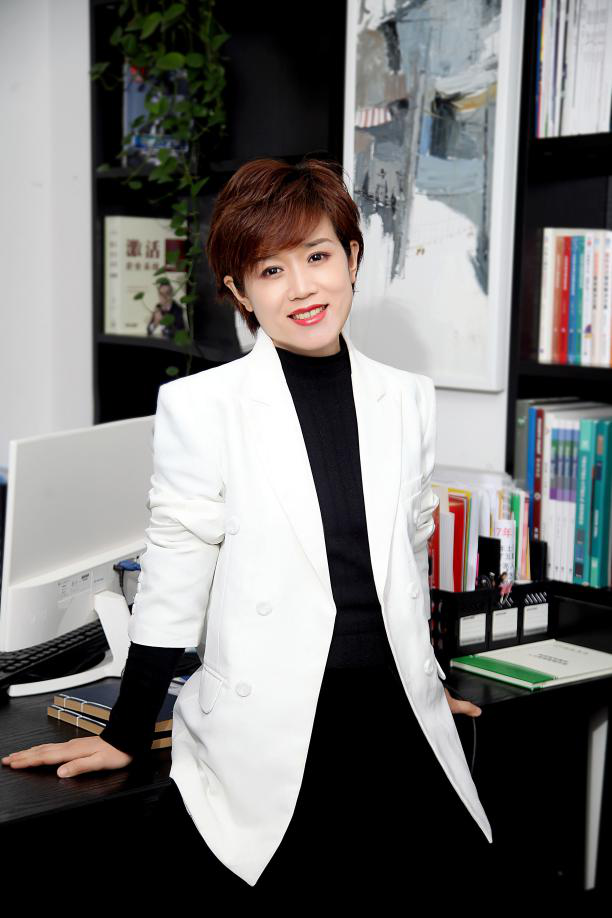 從美女設計師到年輕有為颯老板 東北&ldquo;老妹兒&rdquo;李曉坤的生意經