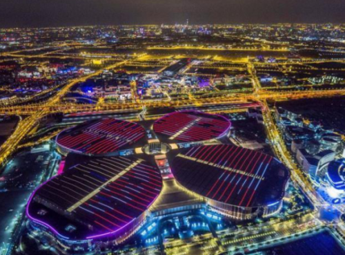 期待2021上海進口博覽會！光影秀美不勝收