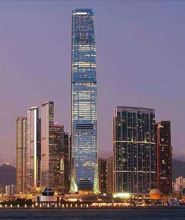 園區(qū)中心封面地標(biāo)&mdash;&mdash;新鴻基地產(chǎn)布局蘇州環(huán)貿(mào)匯煥新金雞湖時(shí)代風(fēng)潮