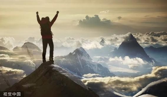 拿下全球三大獎(jiǎng)，為什么他成了廣州奢宅&ldquo;時(shí)尚先生&rdquo;