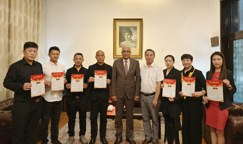 設(shè)計(jì)師企業(yè)家馳援巴鐵捐贈(zèng)儀式在巴基斯坦大使館舉行