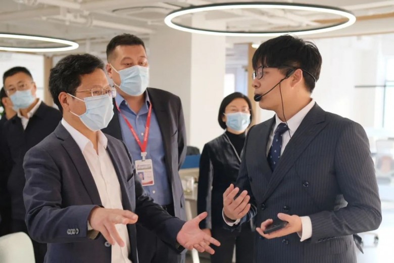 常州市委常委、宣傳部部長(zhǎng)陳志良帶隊(duì)調(diào)研常高新&middot;漫柏未來(lái)人才社區(qū)