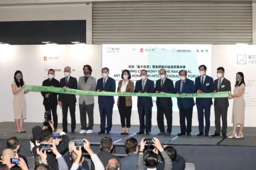 鄭志剛推動中國文化走出去，首屆&ldquo;藝文香港&rdquo;開幕，見證中國文藝蓬勃發展！