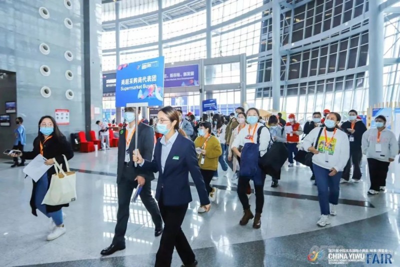 義博會線下線上同步服務，為產品找訂單不遺余力！