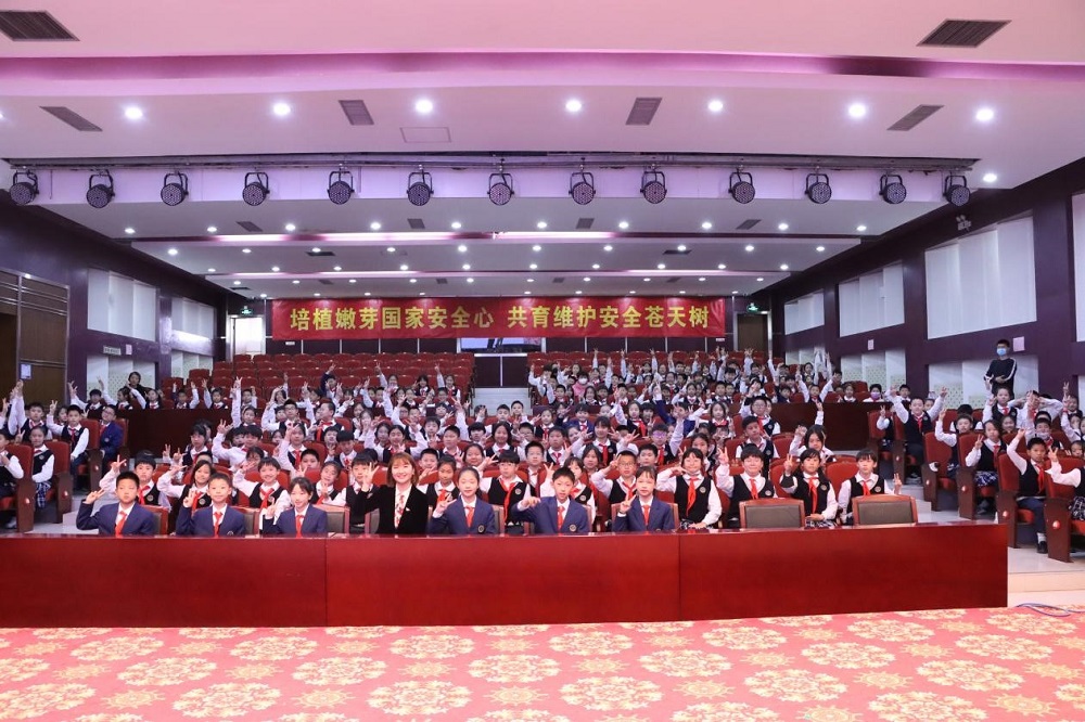 禮形于外，美由心生&mdash;&mdash;伊頓紀德&ldquo;美的第一課&rdquo;走進天津和平區校園