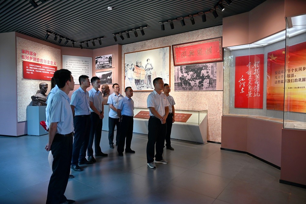 信豐西收費所黨支部：重溫長岡調查 弘揚求真精神