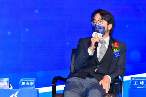 低調神秘的企業家鄭志剛，竟帶領新世界全年核心盈利升21%！