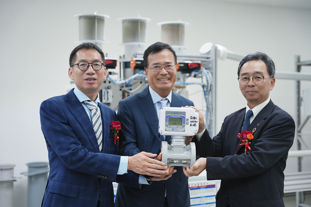 加碼中國(guó)市場(chǎng)！強(qiáng)強(qiáng)聯(lián)合，新一代超聲流量計(jì)正式投產(chǎn)！