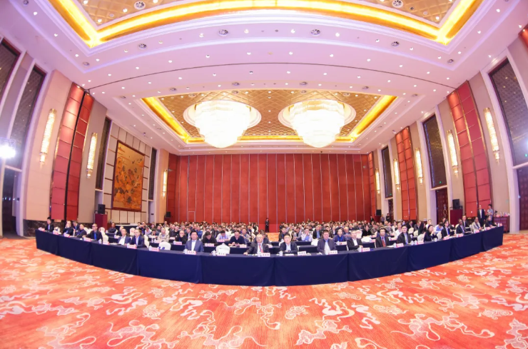 喜訊丨千年舟榮獲「優(yōu)秀板材制造企業(yè)、十大生態(tài)板品牌」等多項大獎，彰顯品牌卓越實力