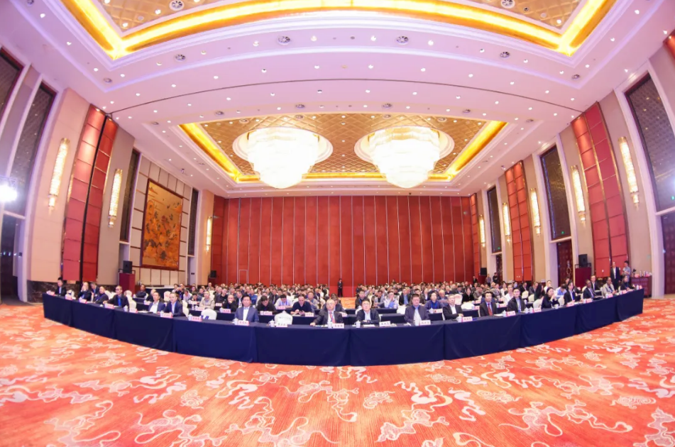 實力彰顯丨澳思柏恩榮獲「十大刨花板、十大定向刨花板品牌」！