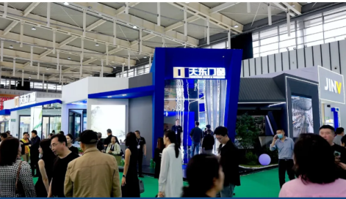 天東門窗盛啟行業(yè)新未來 圓滿收官