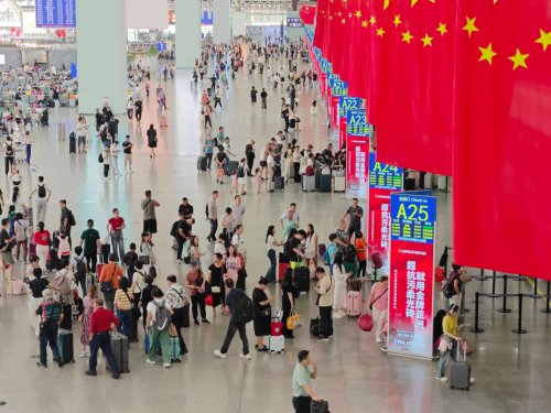 金牌亞洲雙引擎驅動財富未來：網紅精品店模式&times;金絲絨爆品戰略