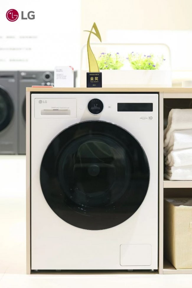 LG 電子斬獲艾普蘭金獎及創新獎，以科技美學融合煥新智慧生活